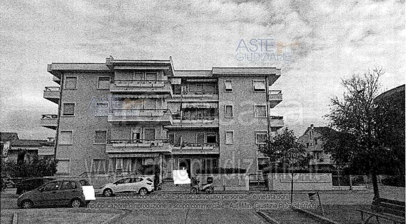 appartamento in vendita ad Empoli in zona Carraia
