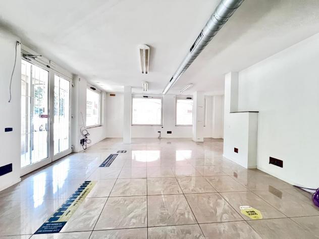 negozio in vendita ad Empoli