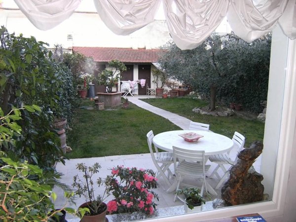 casa indipendente in vendita ad Empoli in zona Centro Storico