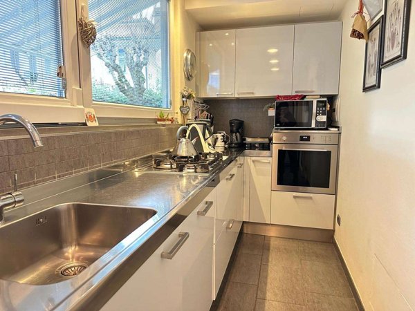 intera palazzina in vendita ad Empoli