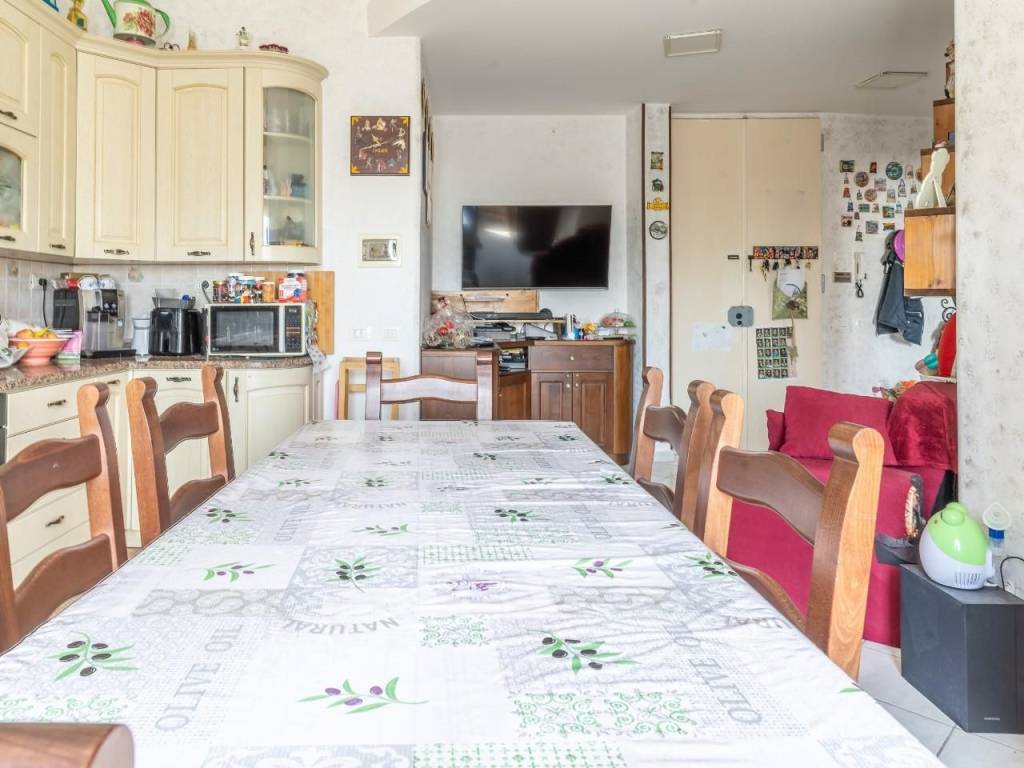 appartamento in vendita ad Empoli in zona Brusciana