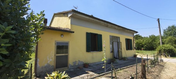 casa indipendente in vendita ad Empoli in zona Pagnana