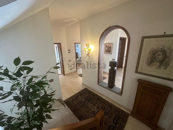 casa indipendente in vendita ad Empoli in zona Avane