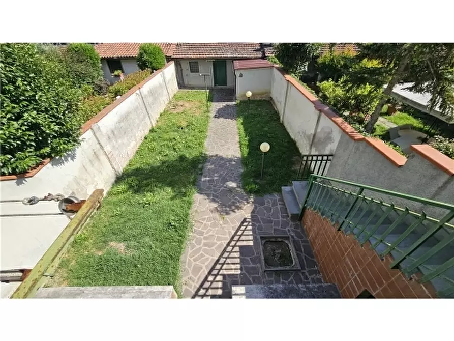 casa indipendente in vendita ad Empoli in zona Centro Storico