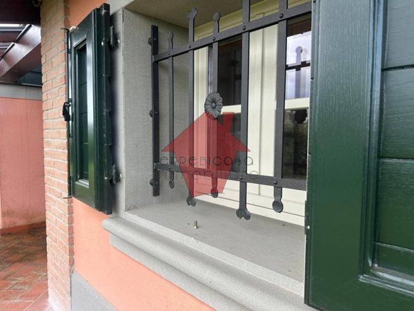 casa indipendente in vendita ad Empoli in zona Ponzano