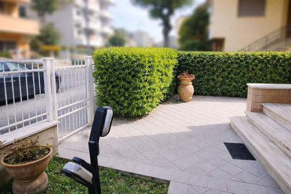 appartamento in vendita ad Empoli in zona Avane
