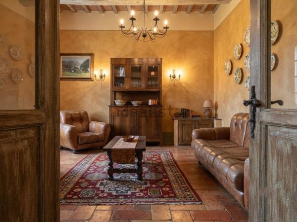 casa indipendente in vendita ad Empoli in zona Villanuova