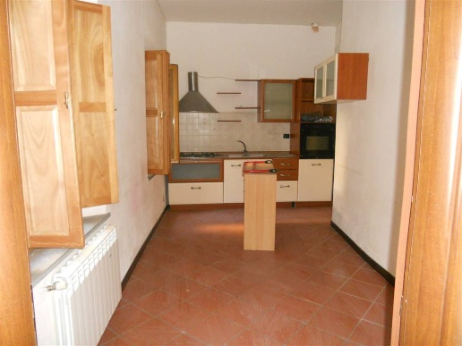 appartamento in vendita ad Empoli in zona Serravalle