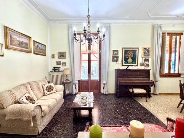 appartamento in vendita ad Empoli in zona Centro Storico