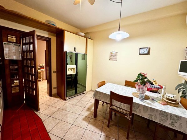 appartamento in vendita ad Empoli in zona Avane