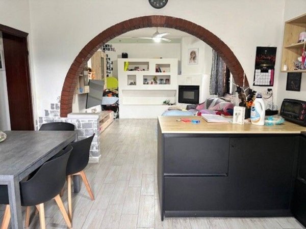 casa indipendente in vendita ad Empoli in zona Brusciana