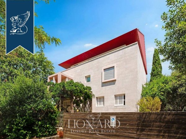 casa indipendente in vendita ad Empoli in zona Carraia