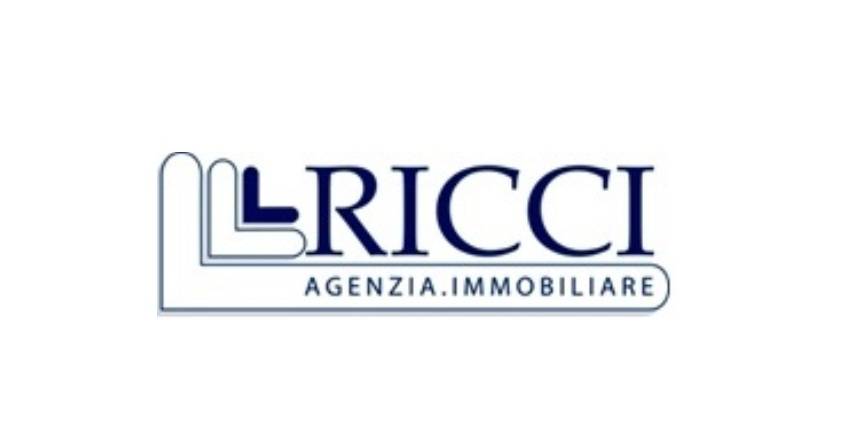 negozio in vendita ad Empoli