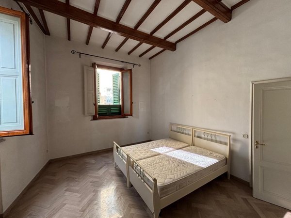 casa indipendente in vendita ad Empoli in zona Centro Storico