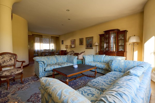 casa indipendente in vendita ad Empoli in zona Centro Storico