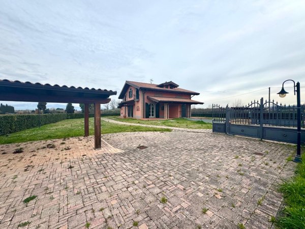 casa indipendente in vendita ad Empoli