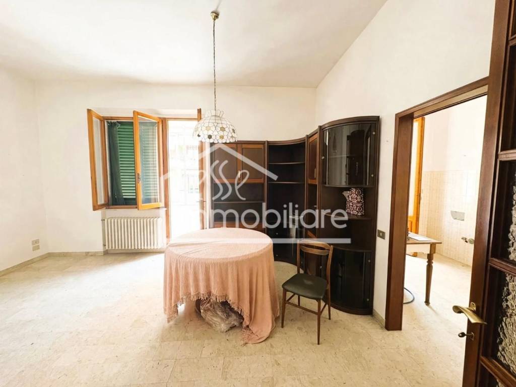 casa indipendente in vendita ad Empoli in zona Centro Storico