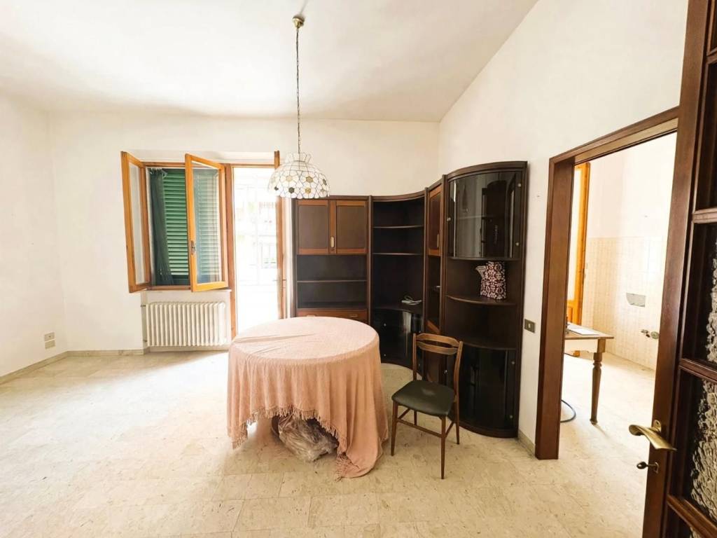 casa indipendente in vendita ad Empoli in zona Centro Storico