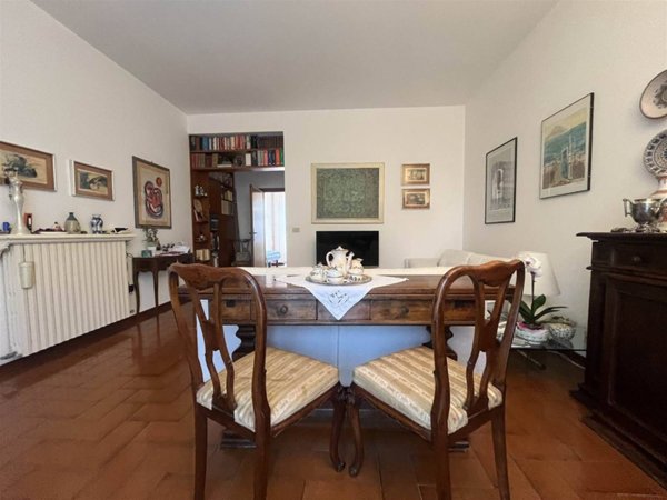 appartamento in vendita ad Empoli in zona Avane