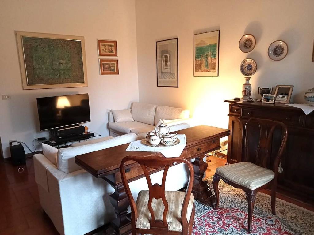 appartamento in vendita ad Empoli in zona Avane