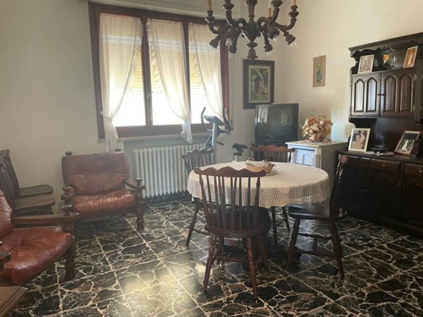 appartamento in vendita ad Empoli in zona Avane