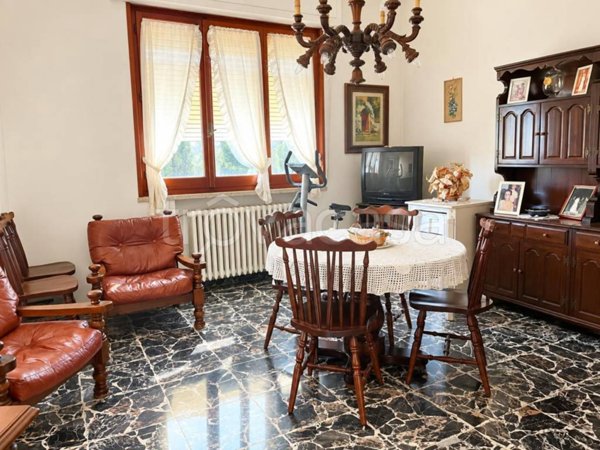 appartamento in vendita ad Empoli in zona Avane