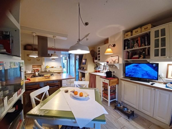 casa indipendente in vendita ad Empoli in zona Osteria Bianca