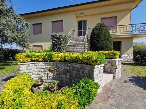 casa indipendente in vendita ad Empoli in zona Osteria Bianca