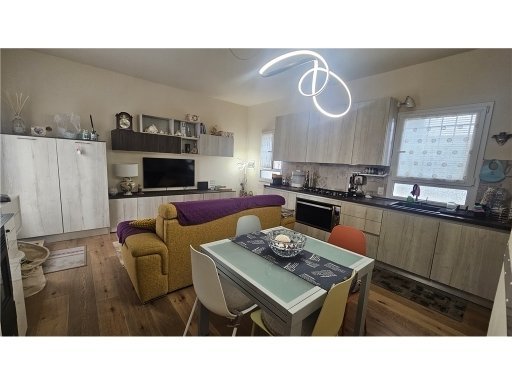 casa indipendente in vendita ad Empoli in zona Serravalle