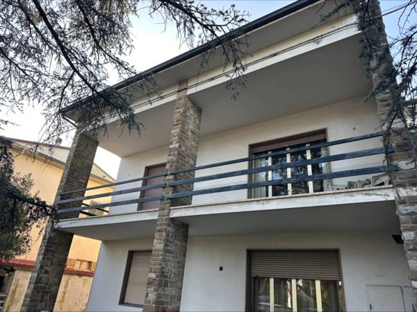 casa indipendente in vendita ad Empoli in zona Pontorme