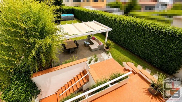 casa indipendente in vendita ad Empoli in zona Centro Storico
