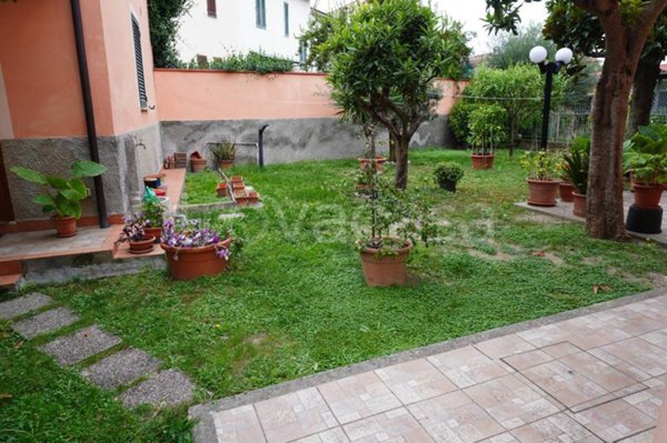 appartamento in vendita ad Empoli in zona Pontorme