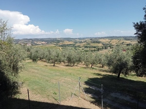 casa indipendente in vendita ad Empoli in zona Corniola