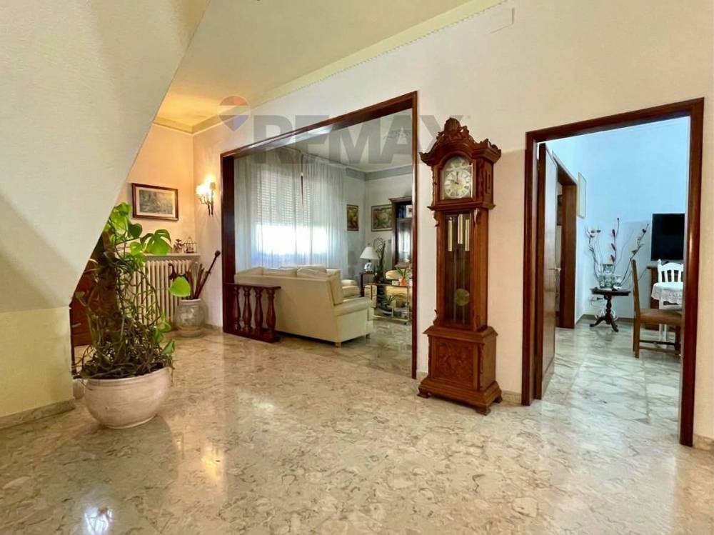 appartamento in vendita ad Empoli in zona Pontorme