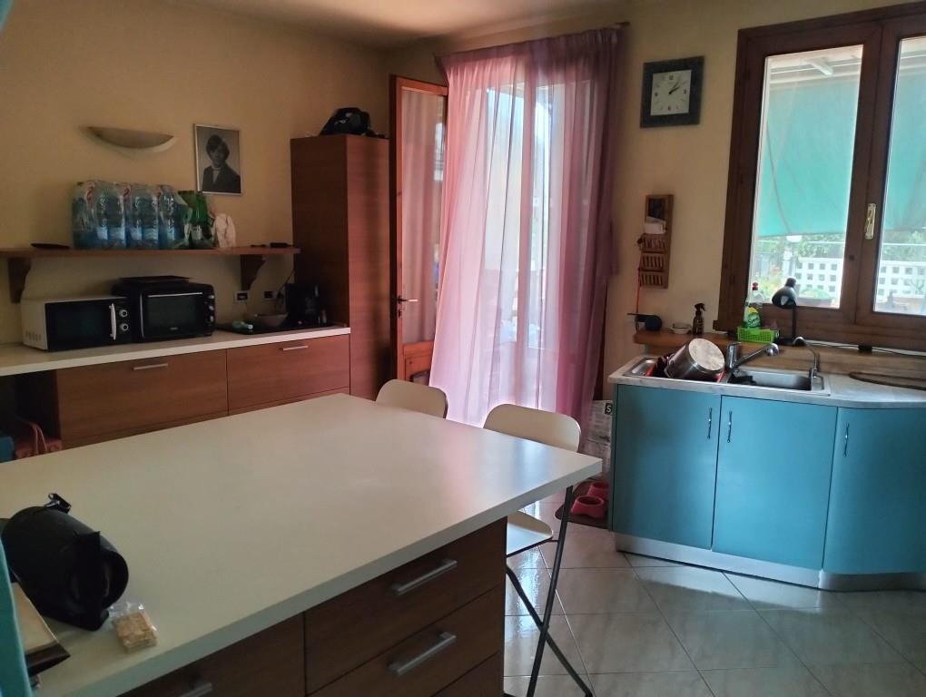 casa indipendente in vendita ad Empoli in zona Brusciana