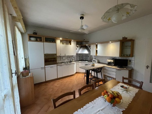 appartamento in vendita a Fiesole in zona Girone