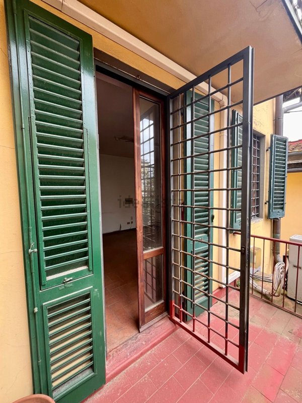 locale commerciale in vendita a Fiesole