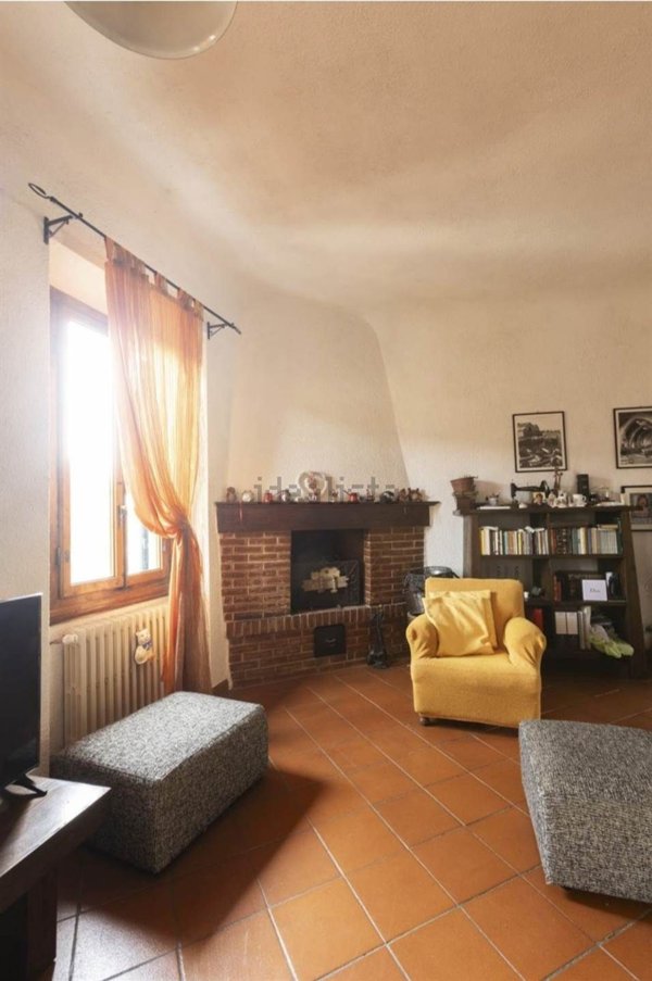 appartamento in vendita a Fiesole in zona Girone