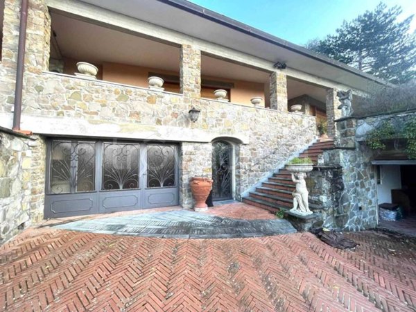 casa indipendente in vendita a Fiesole