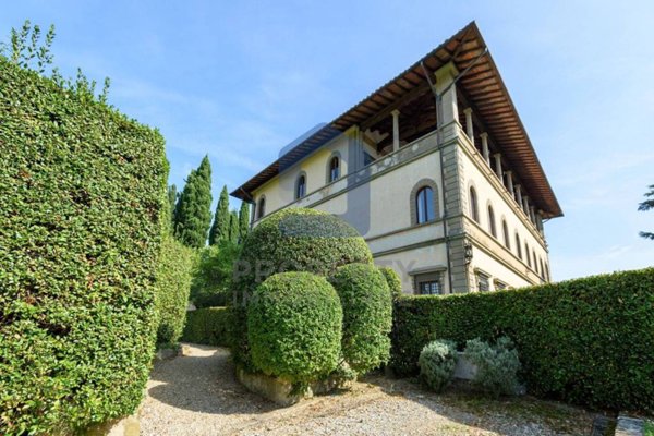 appartamento in vendita a Fiesole in zona Girone