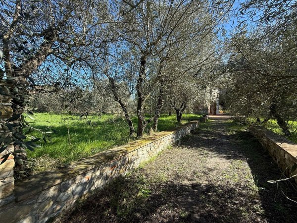 appartamento in vendita a Fiesole in zona Girone