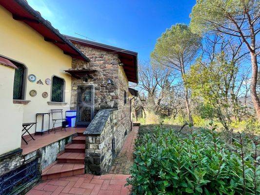 casa indipendente in vendita a Fiesole