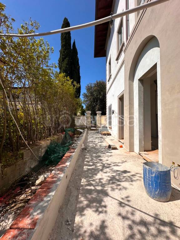 appartamento in vendita a Fiesole