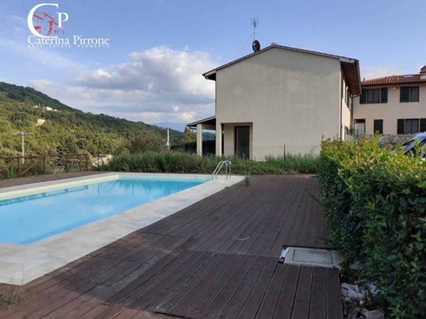 casa indipendente in vendita a Fiesole in zona Compiobbi