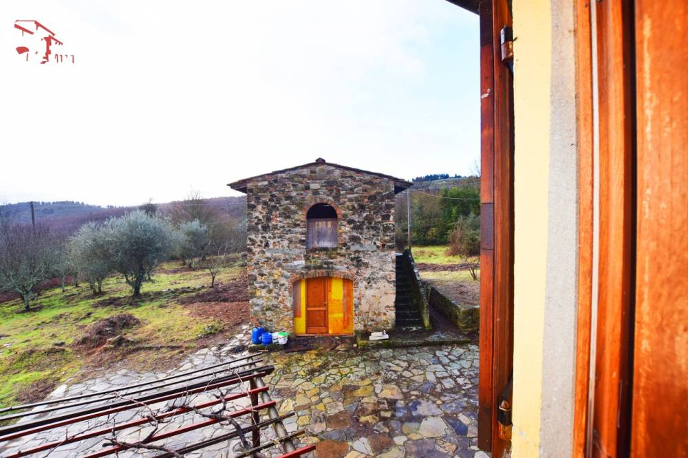 appartamento in vendita a Fiesole in zona Compiobbi
