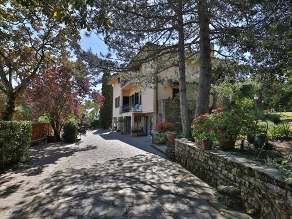 casa indipendente in vendita a Fiesole