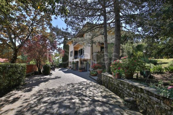 casa indipendente in vendita a Fiesole