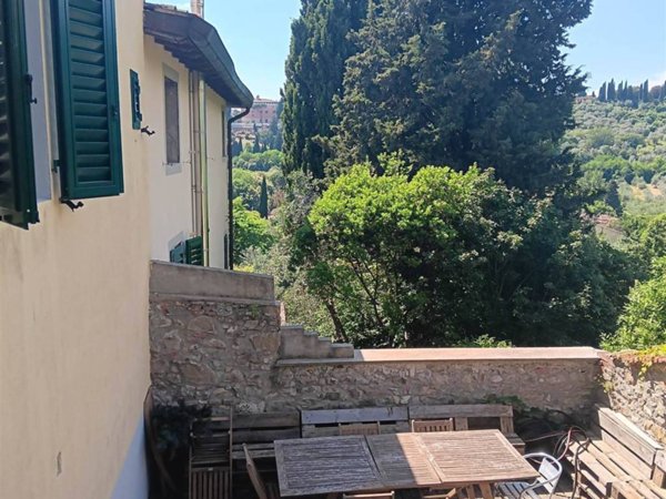 appartamento in vendita a Fiesole in zona San Domenico