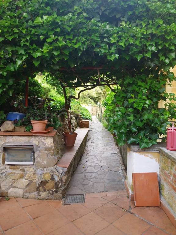 casa indipendente in vendita a Fiesole