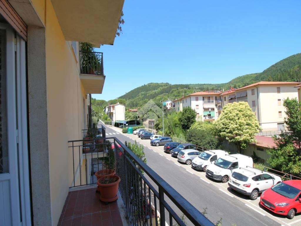 appartamento in vendita a Fiesole in zona Compiobbi